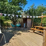 Du Mas Cauvy Luxe tent