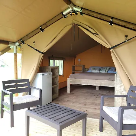 Luxury tent Cauvy *